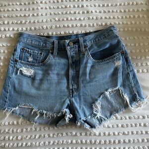 Levi’s 501® ORIGINAL FIT HIGH RISE WOMEN'S SHORTS